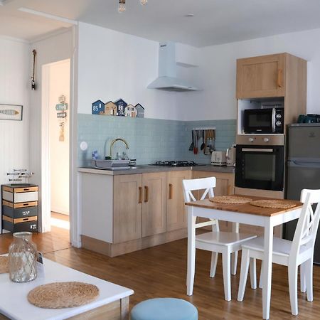 Le 8 ∙ Appartement Cosy Avec Balcon Vue Sur Mer Мер-ле-Бен Экстерьер фото