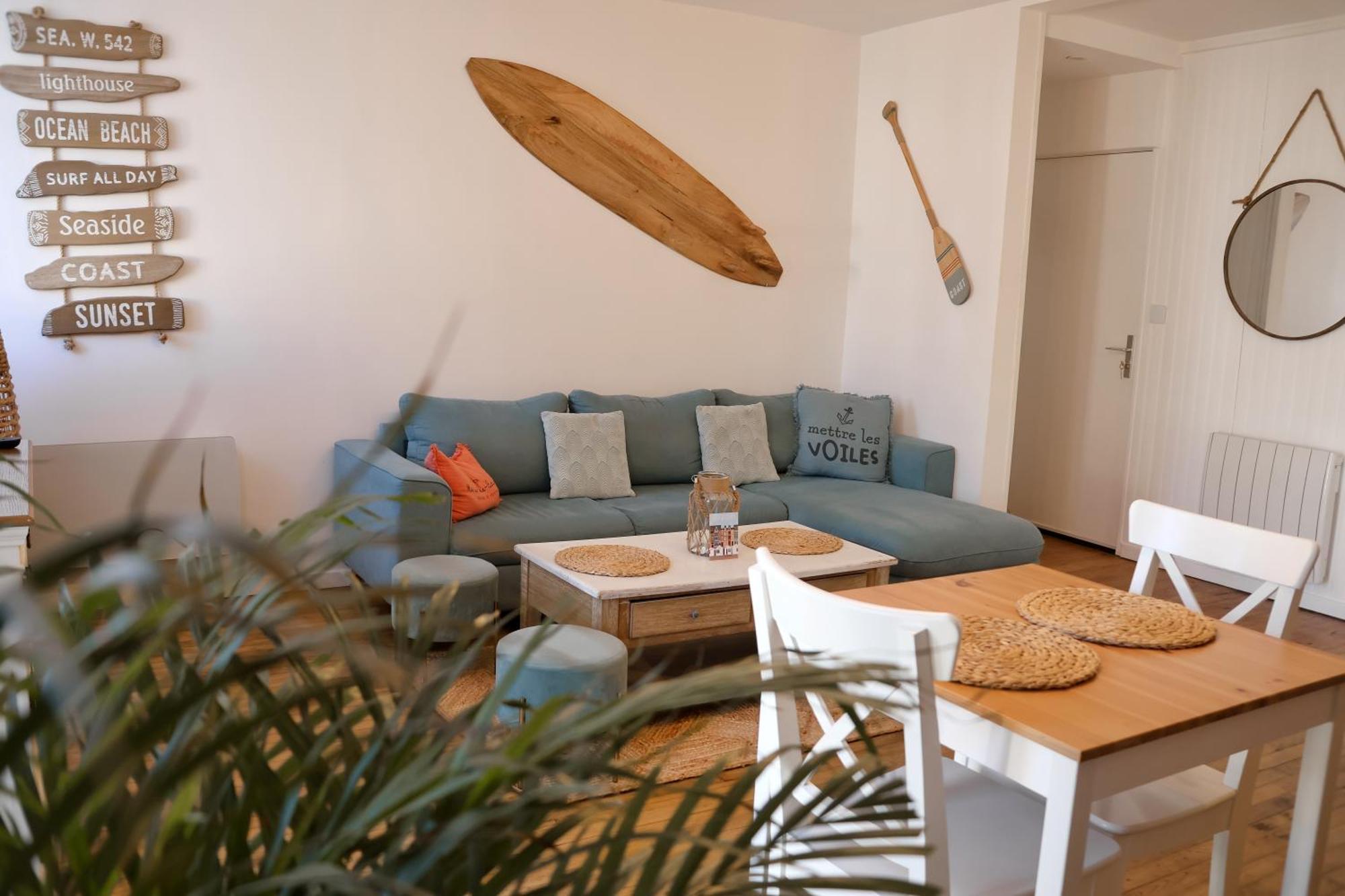 Le 8 ∙ Appartement Cosy Avec Balcon Vue Sur Mer Мер-ле-Бен Экстерьер фото